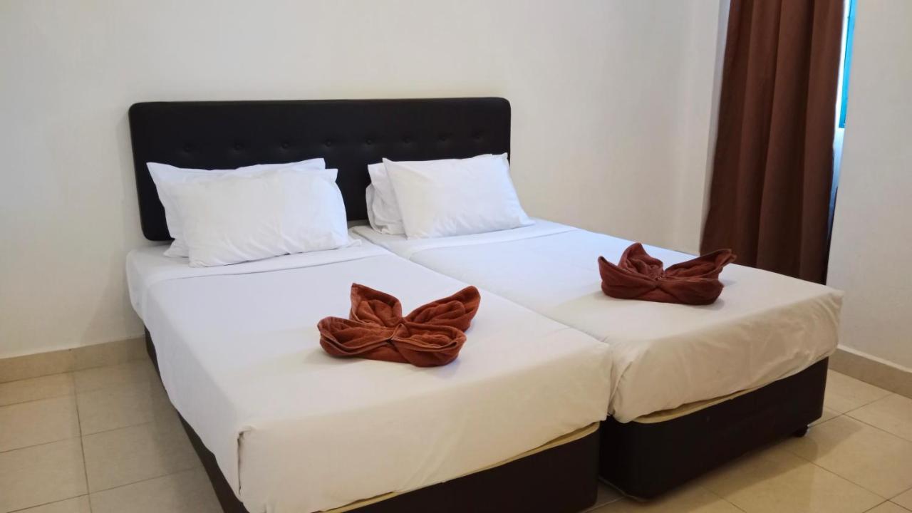 Sumai Hotel Apartment Kuala Terengganu Esterno foto