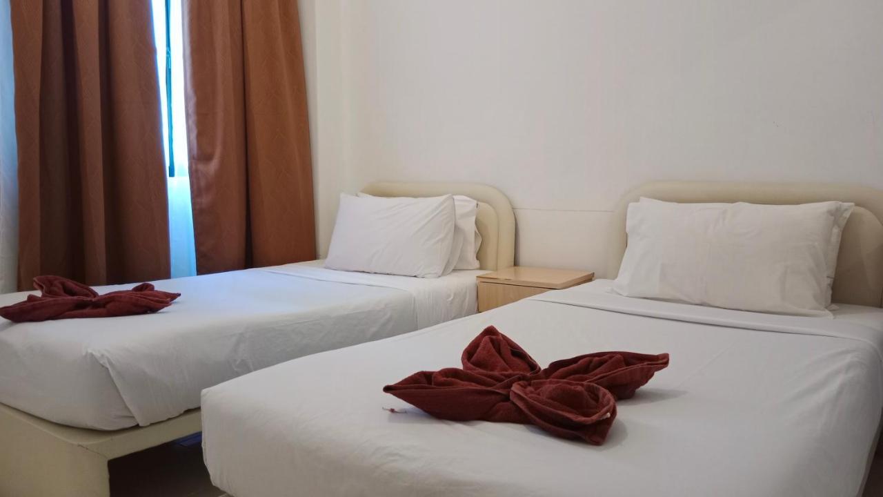 Sumai Hotel Apartment Kuala Terengganu Esterno foto